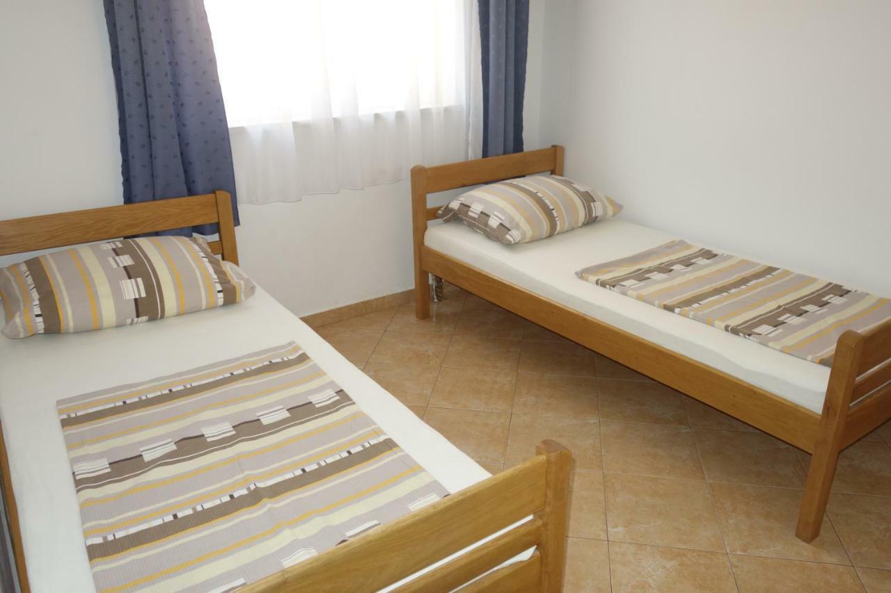 Ljubica Apartment *